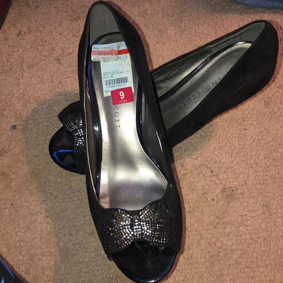 Black open toe heels - Picture 3 of 4